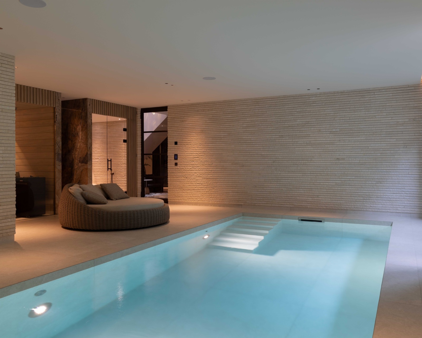 High-end villa met wellness en poolhouse in Blaricum