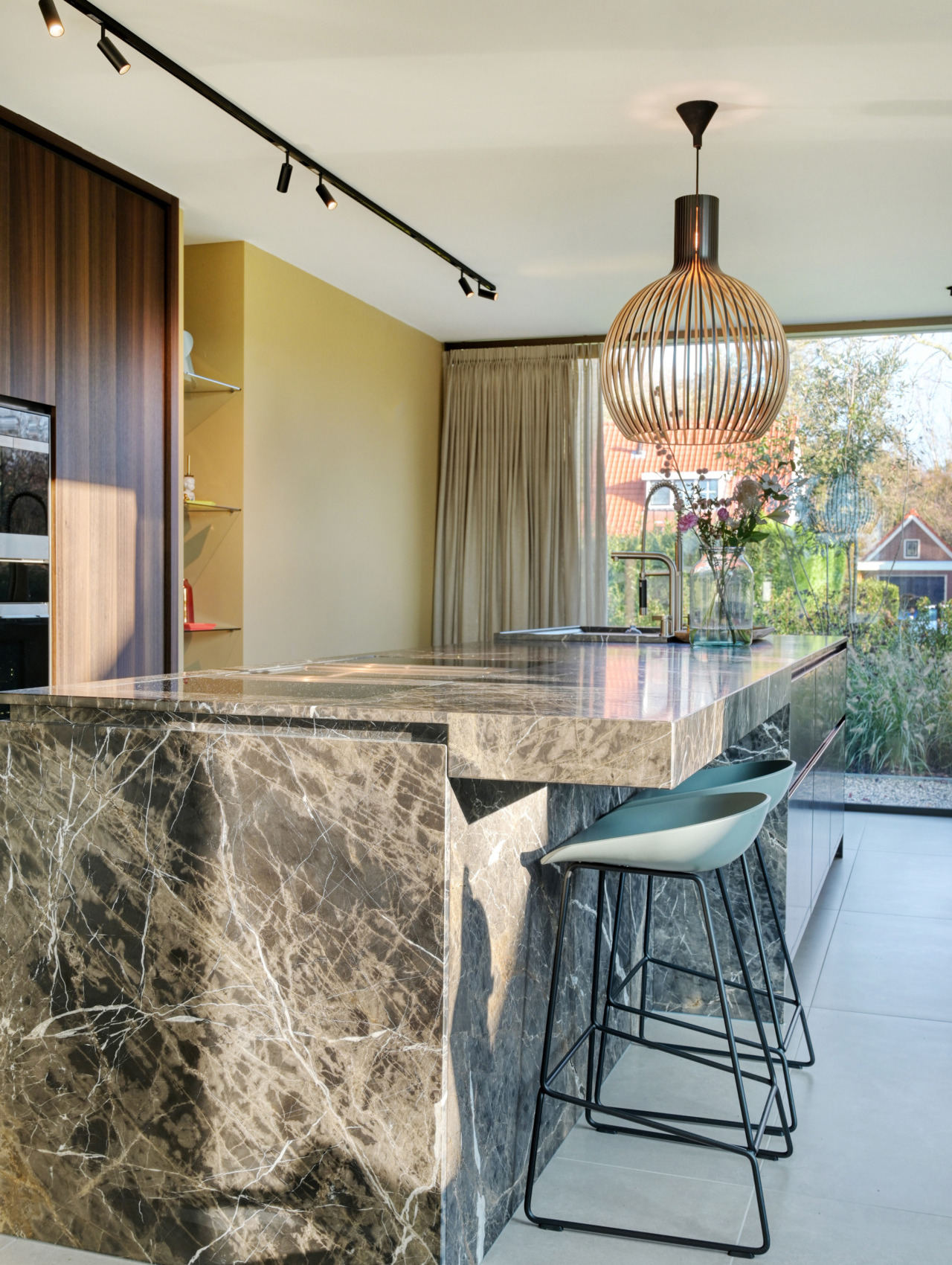 Moderne villa vol licht, luxe en leefruimte in Vleuten
