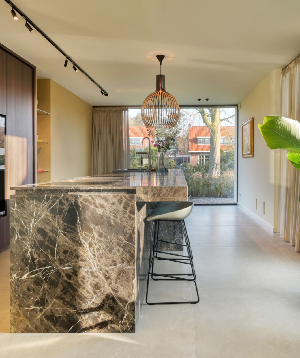 Moderne villa vol licht, luxe en leefruimte in Vleuten