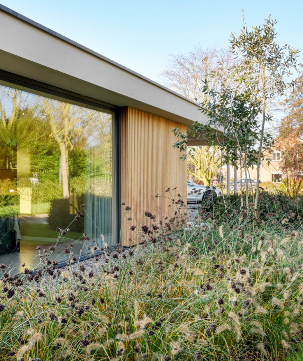Moderne villa vol licht, luxe en leefruimte in Vleuten